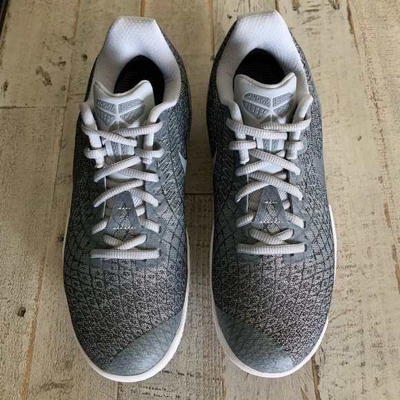 🌼NIKE🌼Mamba Instinct ‘Pure Platinum’ - Picture 3 of 11